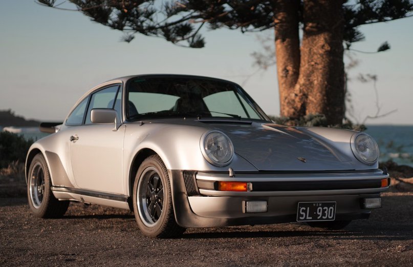 Porsche 930